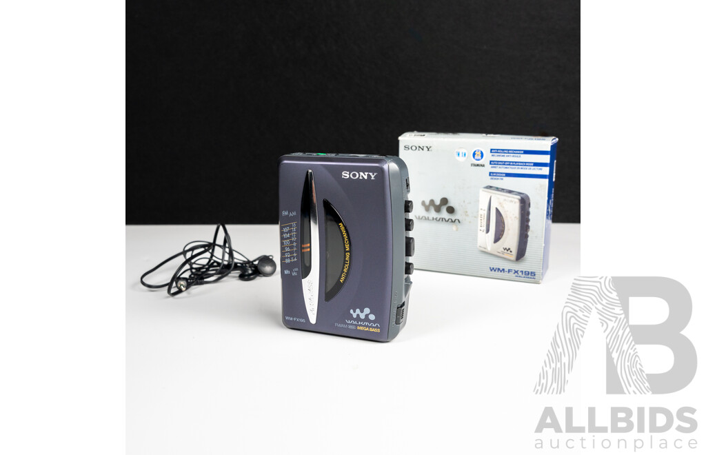 Retro Sony Walkman WM FX195 in Original Box