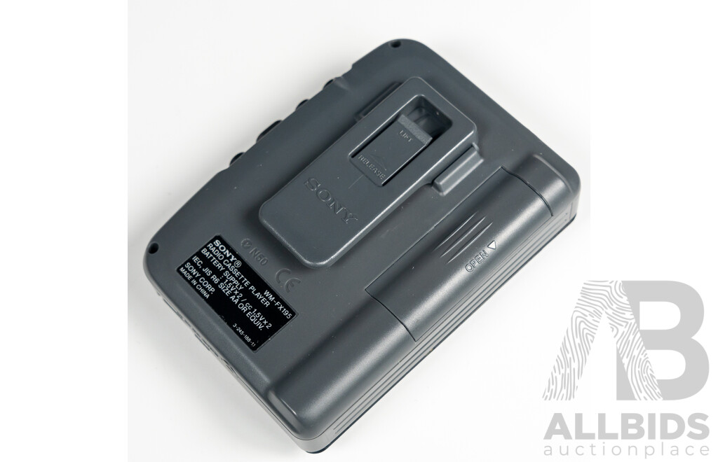 Retro Sony Walkman WM FX195 in Original Box