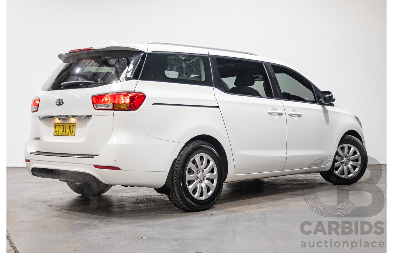 07/2016 Kia Carnival S YP MY16 4D Wagon White 3.3L - 8 Seats
