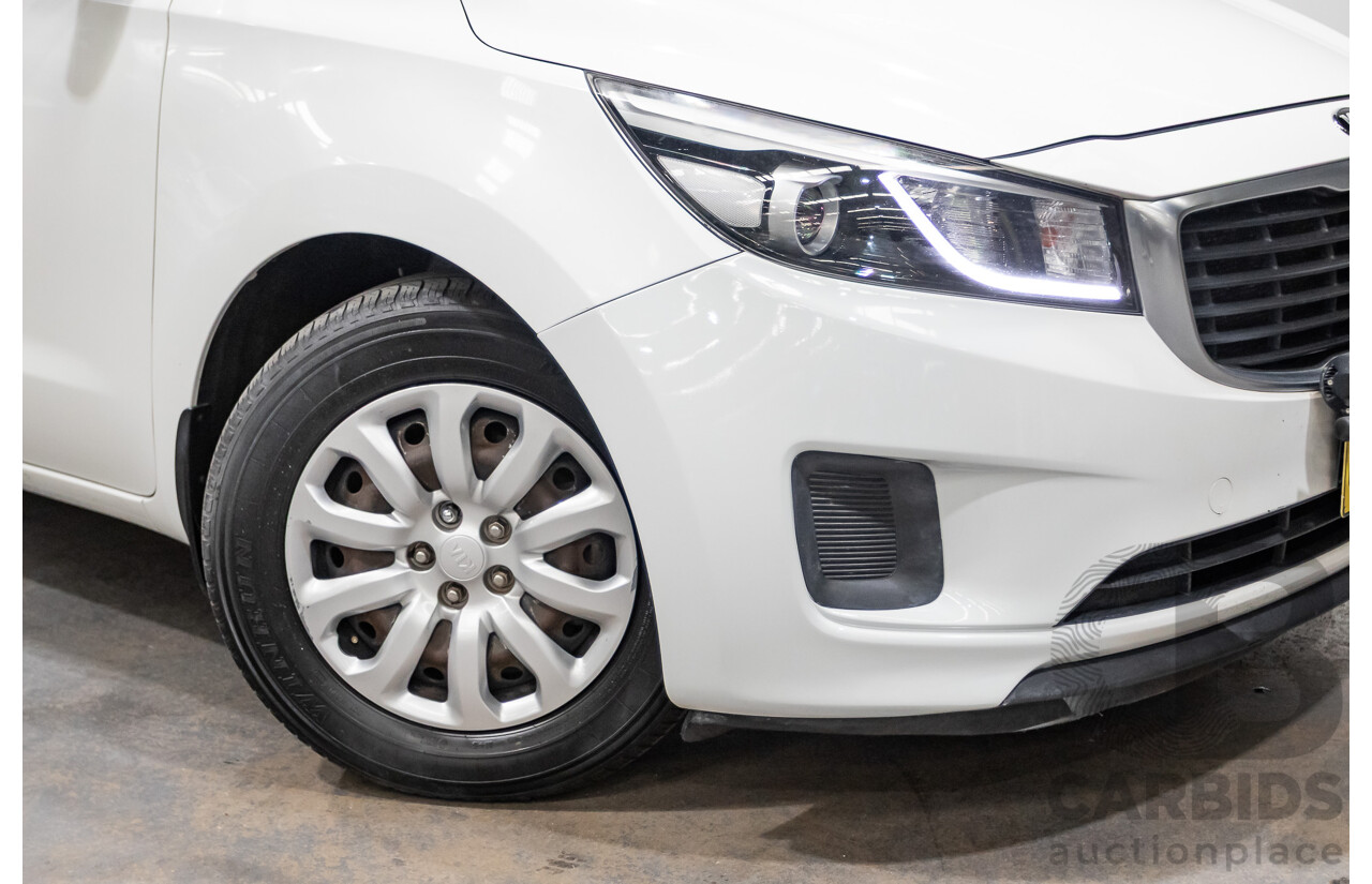 07/2016 Kia Carnival S YP MY16 4D Wagon White 3.3L - 8 Seats