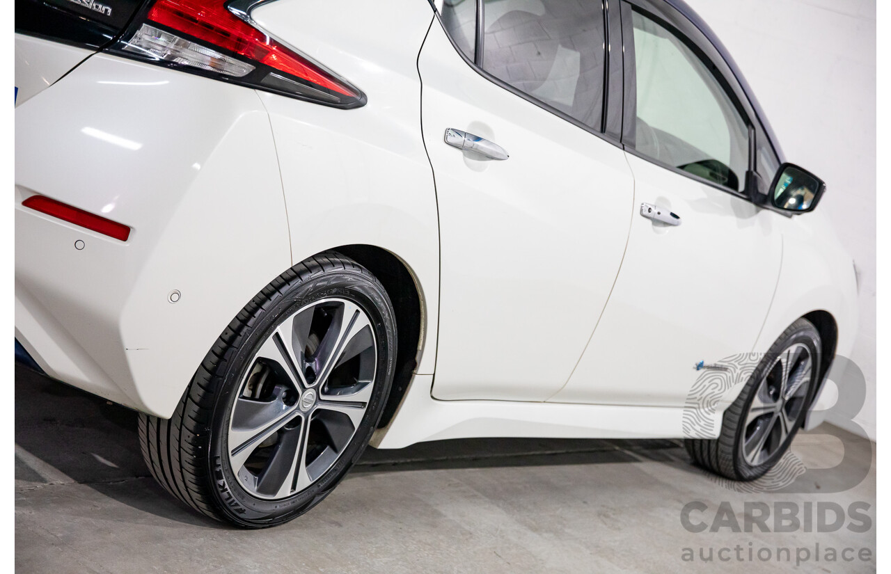 11/2018 Nissan Leaf (FWD) ZE1 5d Hatchback Ivory Pearl /Dark Blue Pearl Dedicated Electric EV AC110kW - 07/21 Import