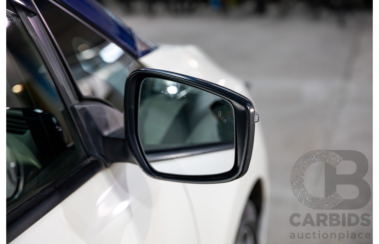 11/2018 Nissan Leaf (FWD) ZE1 5d Hatchback Ivory Pearl /Dark Blue Pearl Dedicated Electric EV AC110kW - 07/21 Import