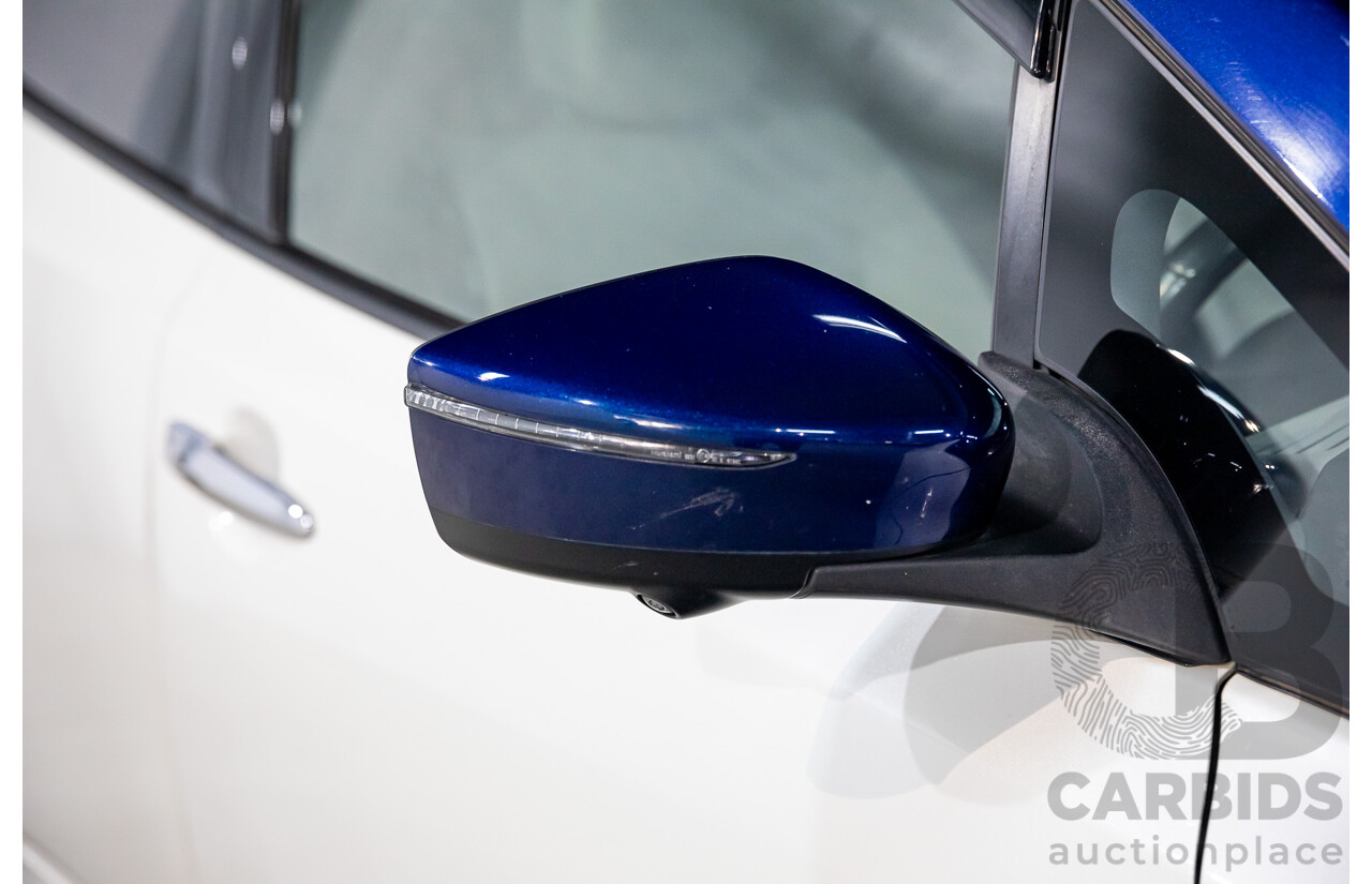 11/2018 Nissan Leaf (FWD) ZE1 5d Hatchback Ivory Pearl /Dark Blue Pearl Dedicated Electric EV AC110kW - 07/21 Import