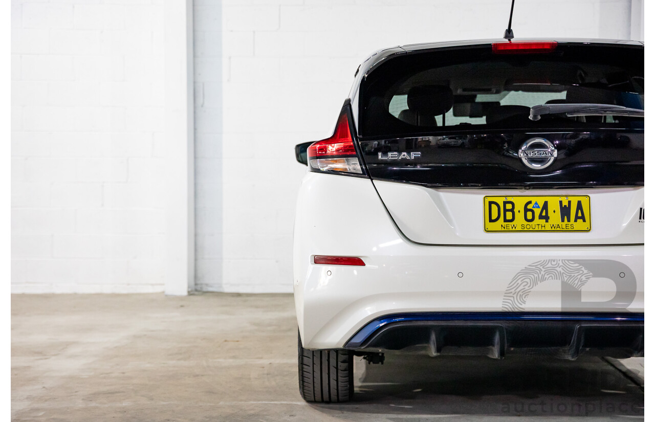 11/2018 Nissan Leaf (FWD) ZE1 5d Hatchback Ivory Pearl /Dark Blue Pearl Dedicated Electric EV AC110kW - 07/21 Import