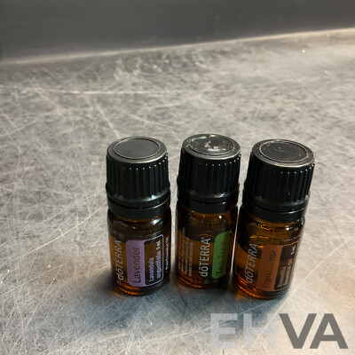 DoTERRA Family Essentials Kit & Natio & Ie: Essential Oil