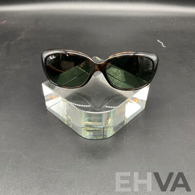 Ray-Ban Jackie Ohh Polarised Sunglasses RB4101