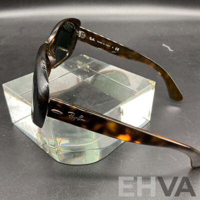 Ray-Ban Jackie Ohh Polarised Sunglasses RB4101