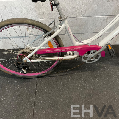 Liv Suede 2 26'' Women's Comfort Bike