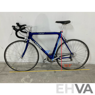 TREK 5200 OCLV Carbon Road Bike