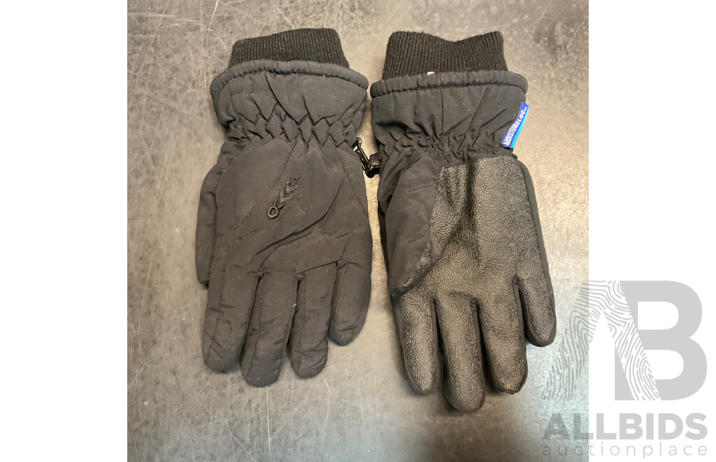 WT & Cooper Beer Beanie & Assorted Gloves