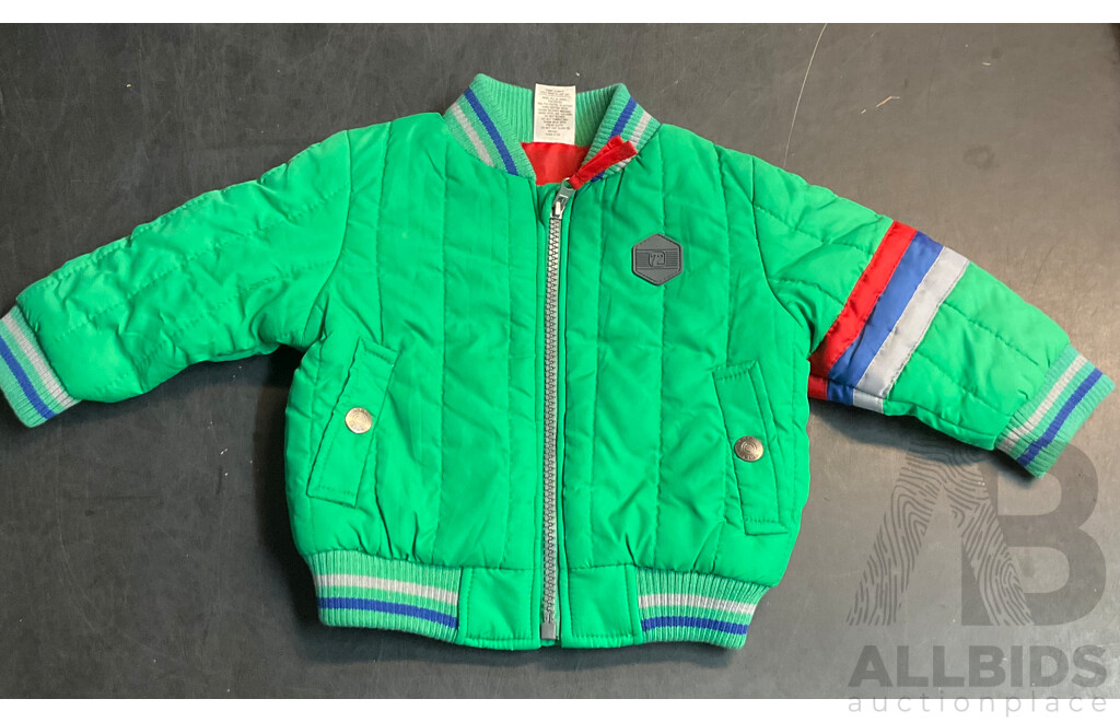 Timberland Newborn Snowsuit 1M & Target Green Jacket Size 3-6m - Lot of 2