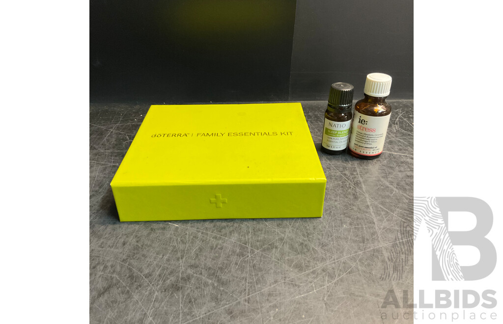 DoTERRA Family Essentials Kit & Natio & Ie: Essential Oil