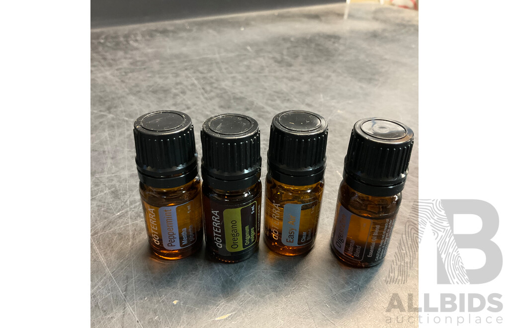 DoTERRA Family Essentials Kit & Natio & Ie: Essential Oil
