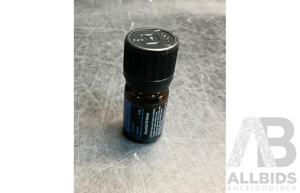 DoTERRA Family Essentials Kit & Natio & Ie: Essential Oil