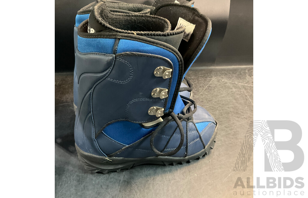 AIRWALK Snow Boots & MOSCHINO Boots & More - Lot of 4