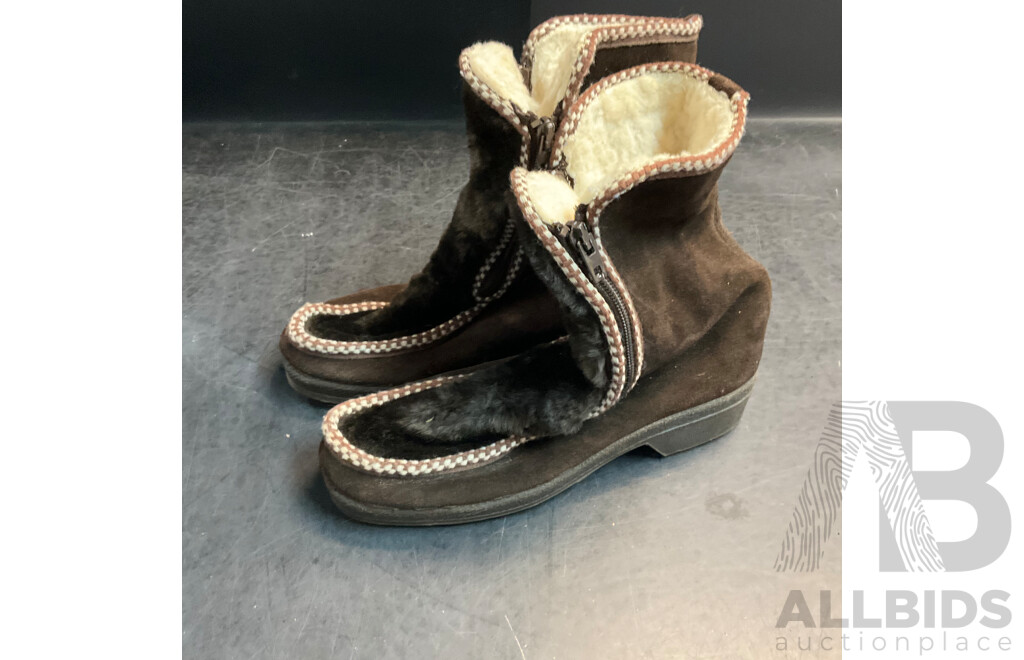 AIRWALK Snow Boots & MOSCHINO Boots & More - Lot of 4
