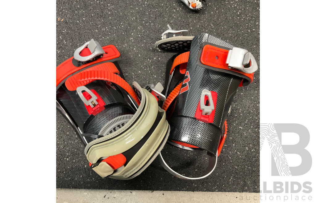SALOMON Ski Board & AUTO XS 4WD Snow Chains & Assorted Snowboard Bindings