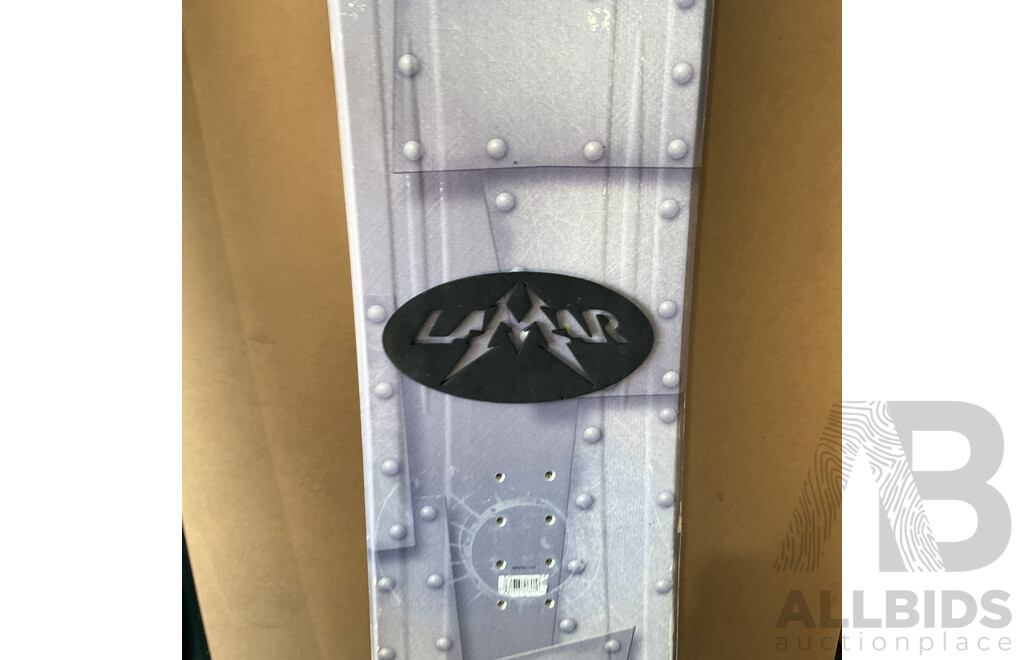 LAMAR Blazer 154 Snow Board & Southline Snow Board