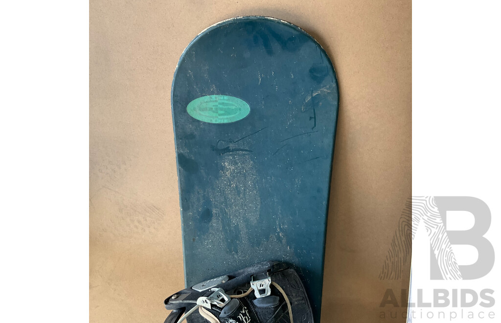 LAMAR Blazer 154 Snow Board & Southline Snow Board