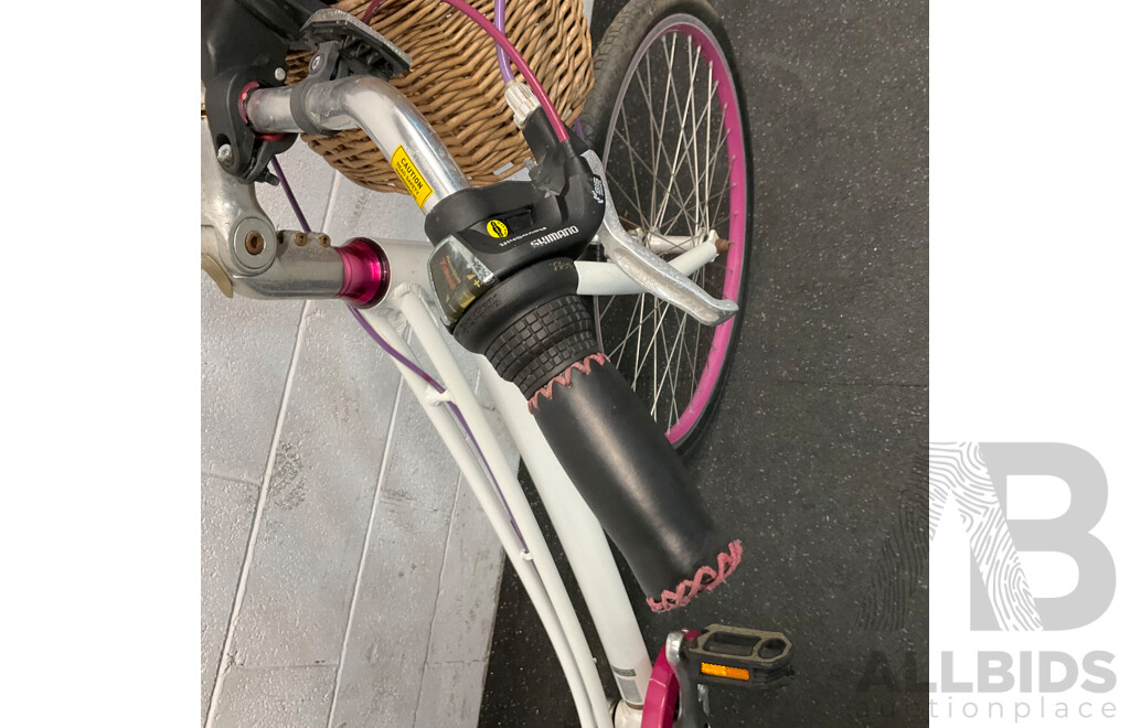 Liv Suede 2 26'' Women's Comfort Bike