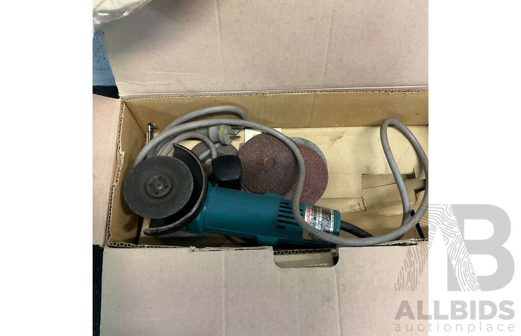 Workzone 8'' Miltre Saw HM80L & Assorted Tools Inclueds OZITO,MAKITA and More