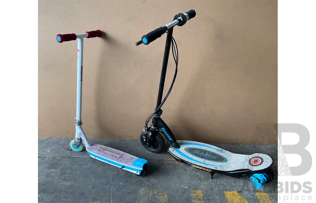 2x Razor Kids E-scooter