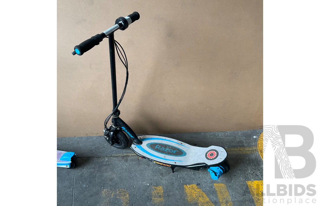 2x Razor Kids E-scooter