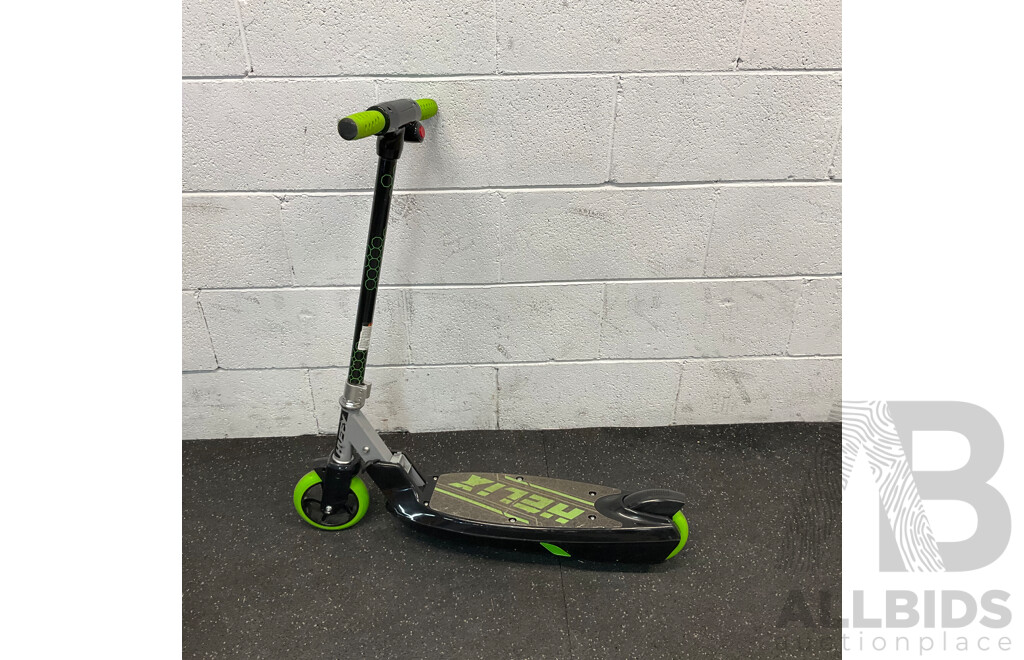 HELIX Kids E-scooter & Razor Kids E-scooter - Lot of 3