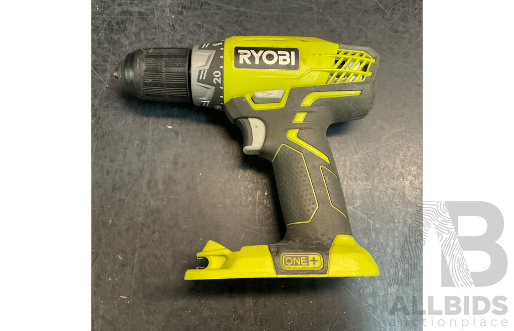 RYOBI CHV182 Hand Vacuum & RCD1802 Compact Drill Driver & 2 X Batteries & 2 X Chargers
