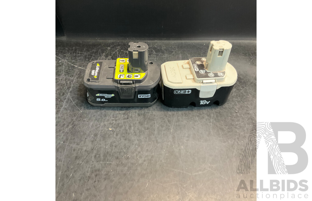 RYOBI CHV182 Hand Vacuum & RCD1802 Compact Drill Driver & 2 X Batteries & 2 X Chargers