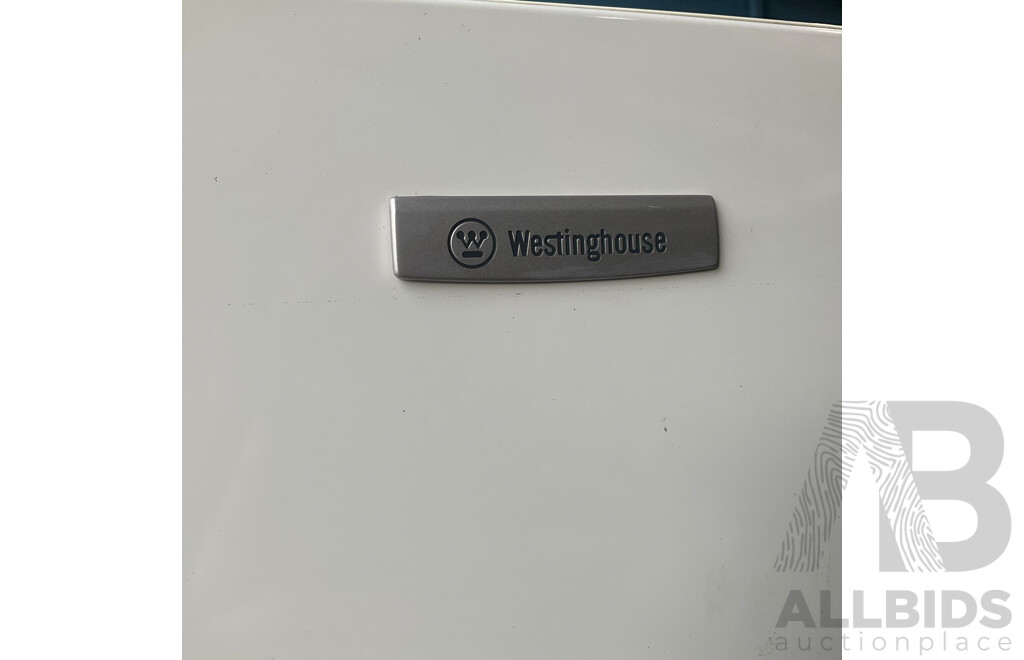 Westinghouse WTM4200WB 420L Top Mount Fridge