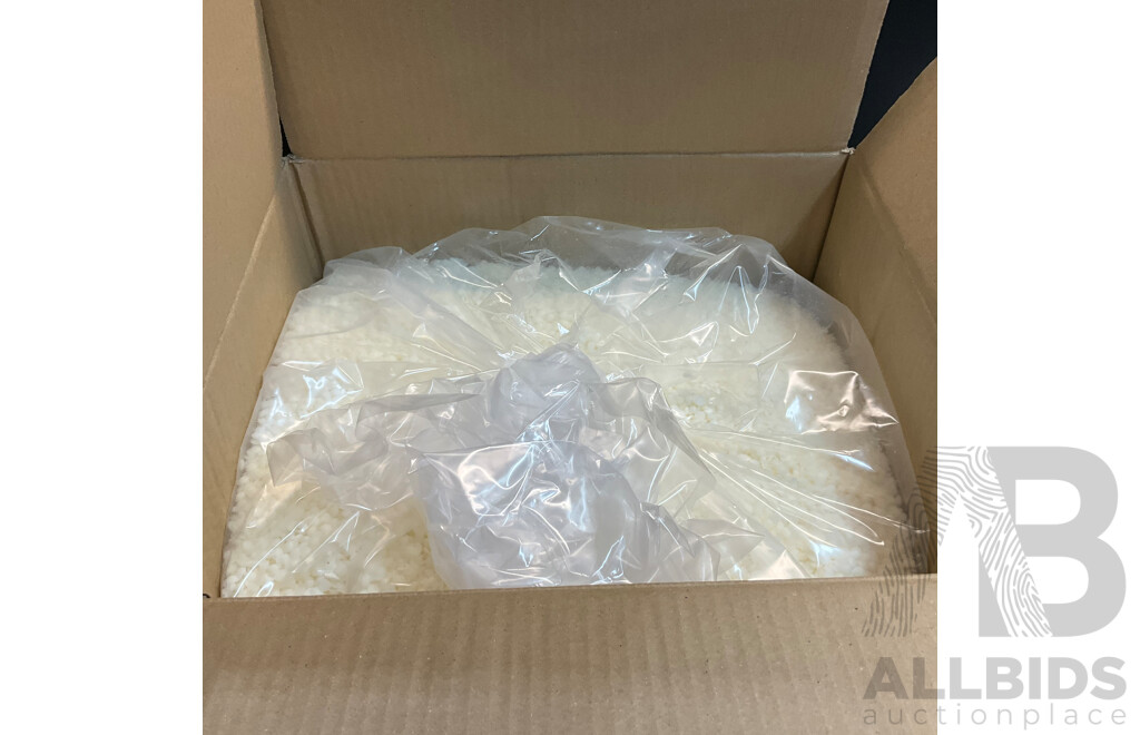 32 KG EROMA Ecosoya CB Advanced Candle Wax with Tumbler /Lids/ Wick and Fragrance Oils and More