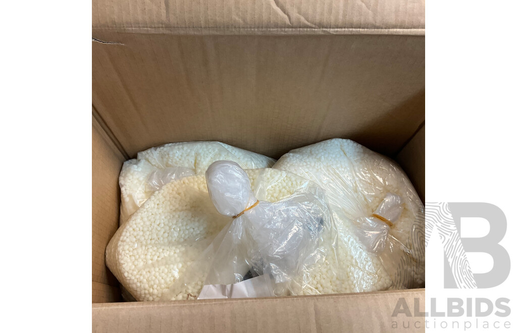 32 KG EROMA Ecosoya CB Advanced Candle Wax with Tumbler /Lids/ Wick and Fragrance Oils and More