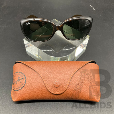 Ray-Ban Jackie Ohh Polarised Sunglasses RB4101