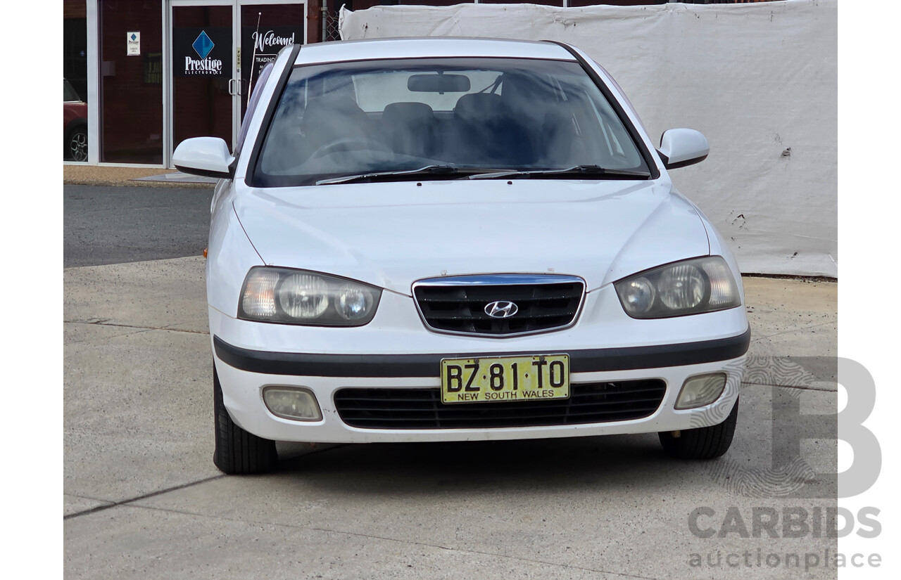6/2001 Hyundai Elantra GLS XD 5d Hatchback White 2.0L