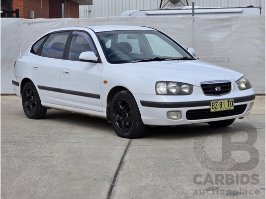 6/2001 Hyundai Elantra GLS XD 5d Hatchback White 2.0L
