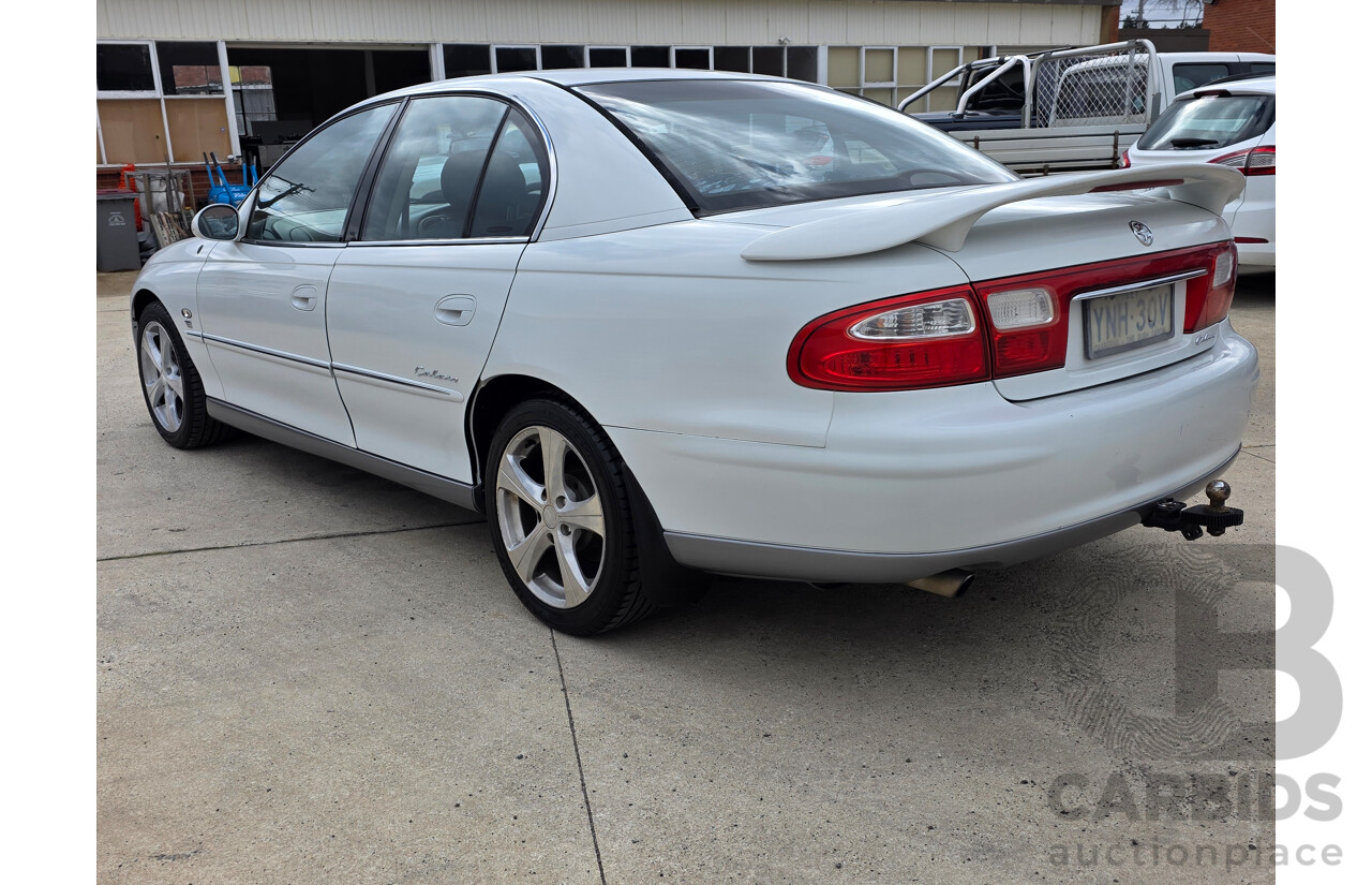 9/2000 Holden Calais  VX 4d Sedan White 3.8L