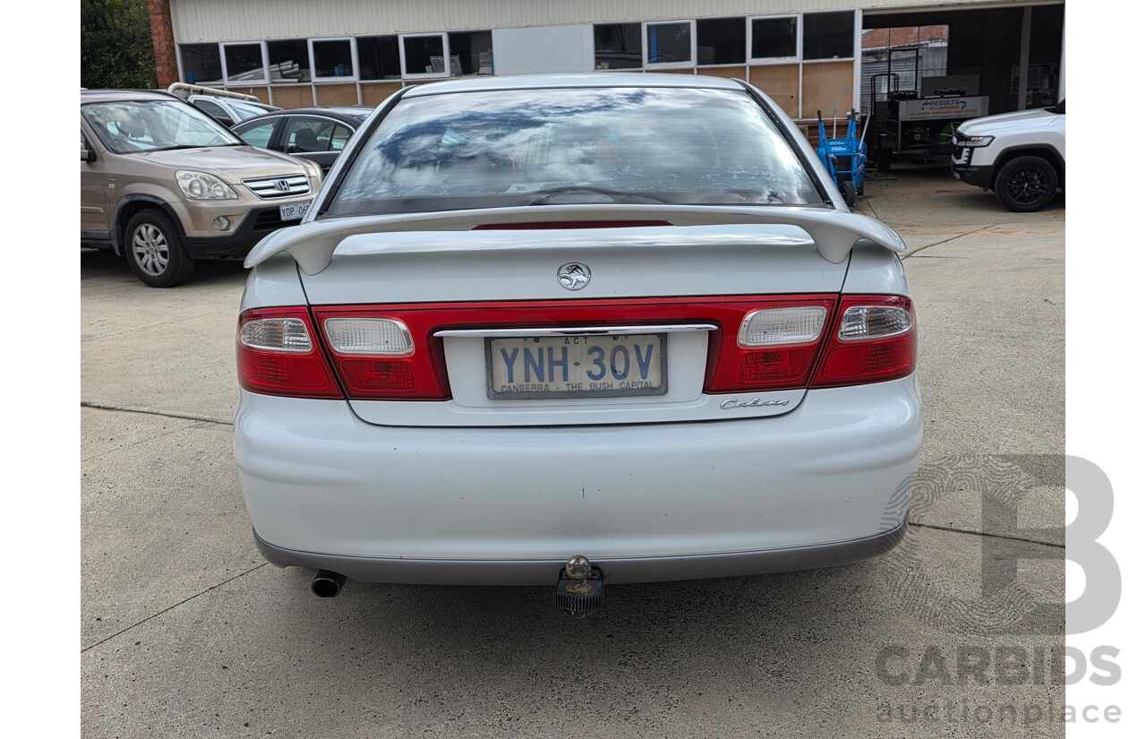 9/2000 Holden Calais  VX 4d Sedan White 3.8L