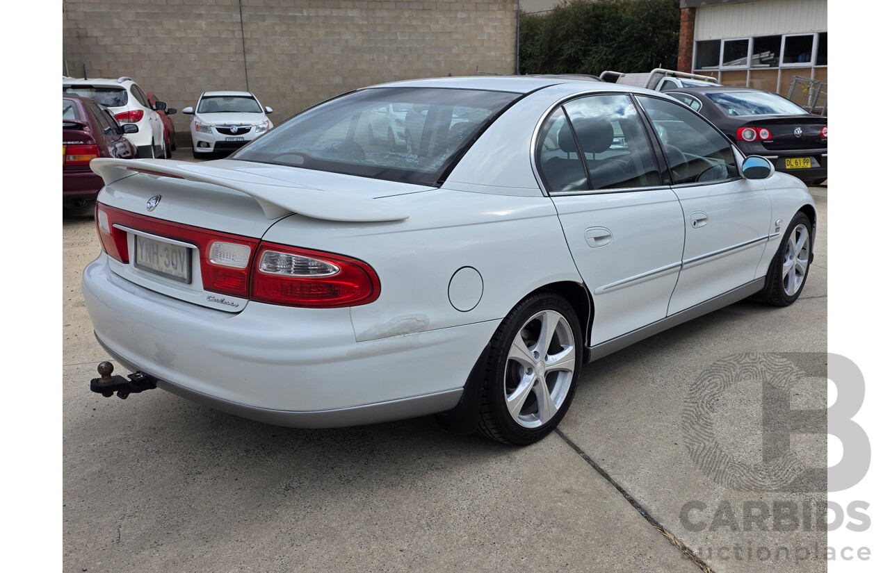 9/2000 Holden Calais  VX 4d Sedan White 3.8L