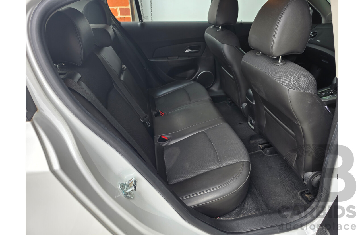 10/2012 Holden Cruze SRi Turbo JH MY12 5d Hatchback White 1.4L