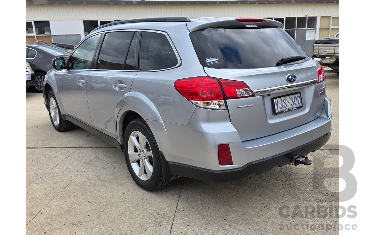 8/2013 Subaru Outback 2.0D MY13 4d Wagon Ice Silver Metallic Turbo Diesel 2.0L