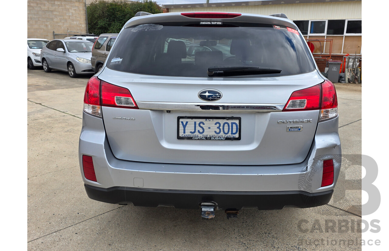 8/2013 Subaru Outback 2.0D MY13 4d Wagon Ice Silver Metallic Turbo Diesel 2.0L