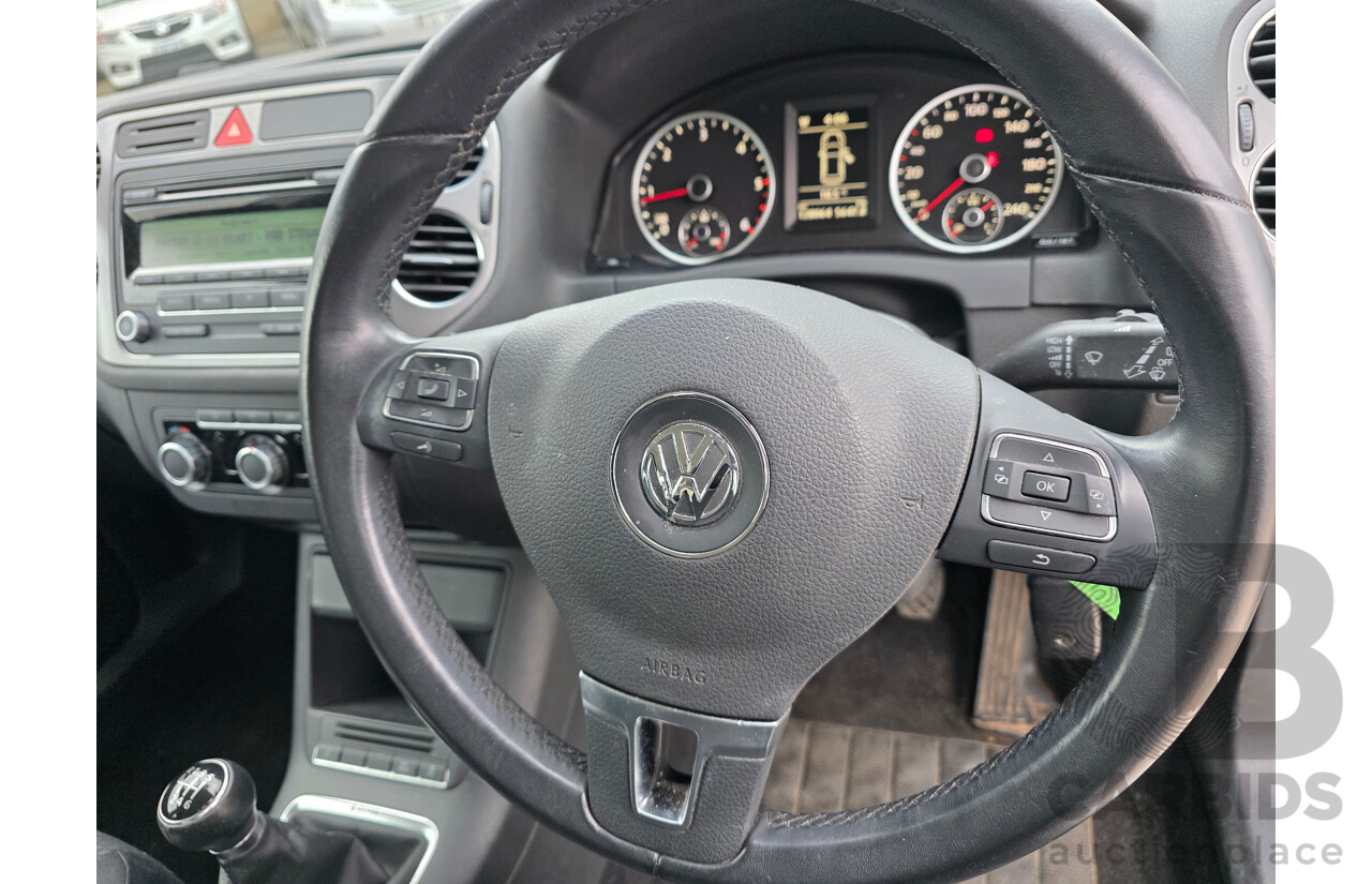 9/2010 Volkswagen Tiguan 103 TDI 5NC MY10 4d Wagon White 2.0L
