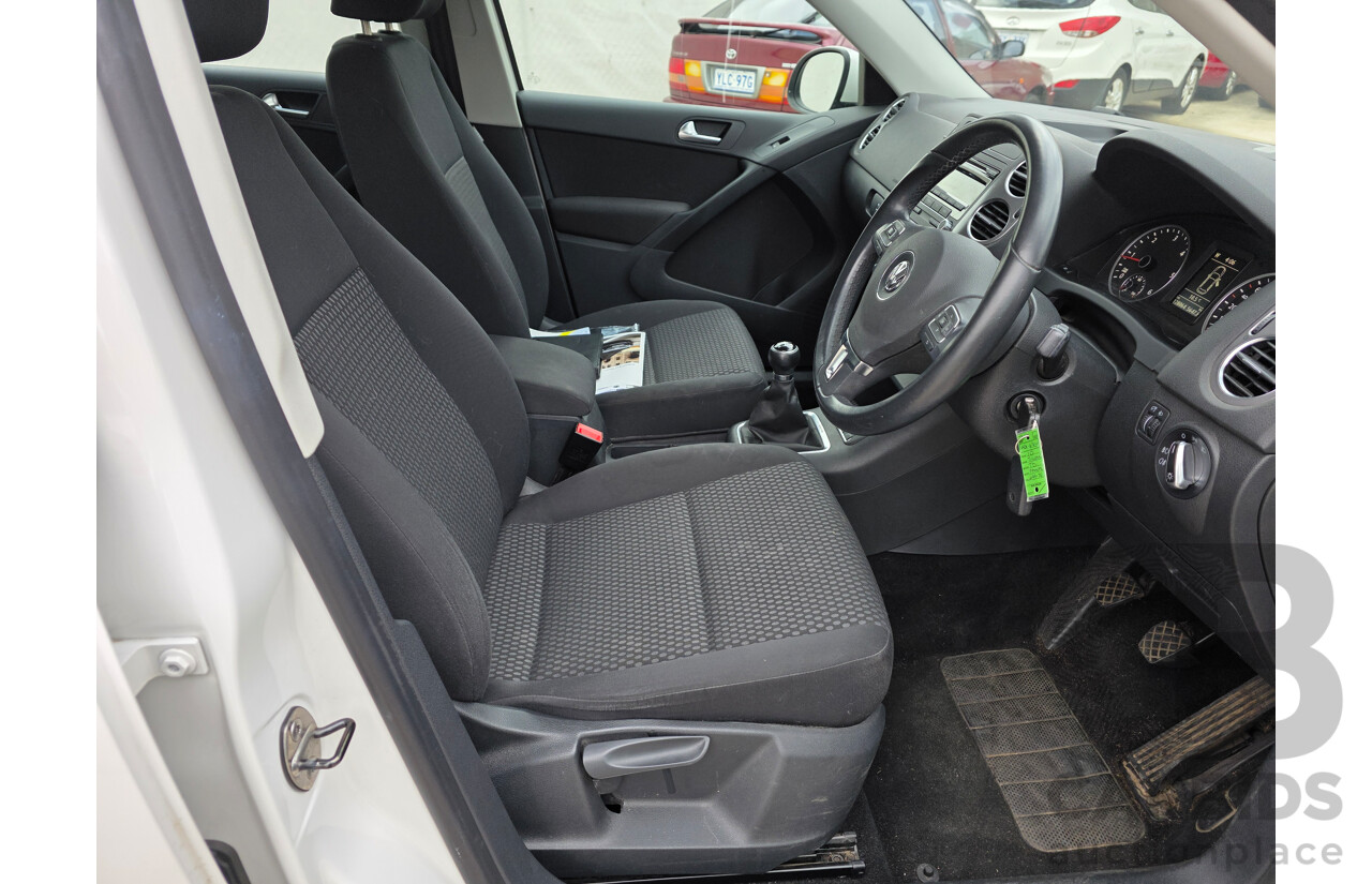 9/2010 Volkswagen Tiguan 103 TDI 5NC MY10 4d Wagon White 2.0L