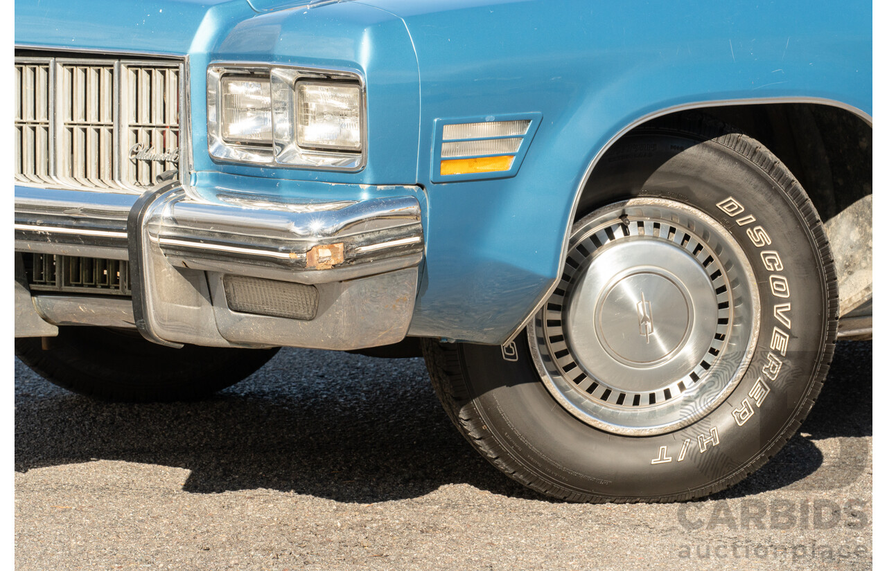 01/1975 Oldsmobile Ninety-Eight 98 Luxury 4d Sedan Specter Blue / White Vinyl V8 455ci V8 7.5L