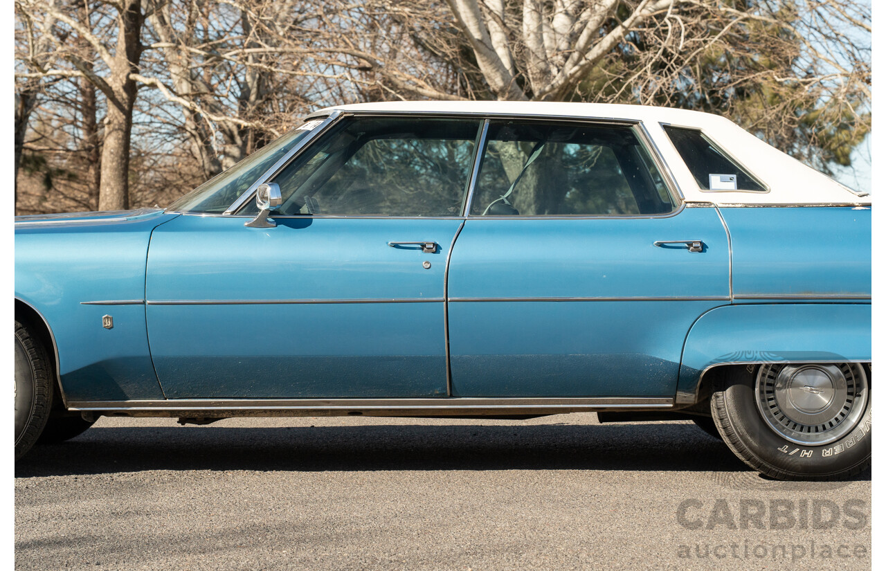 01/1975 Oldsmobile Ninety-Eight 98 Luxury 4d Sedan Specter Blue / White Vinyl V8 455ci V8 7.5L
