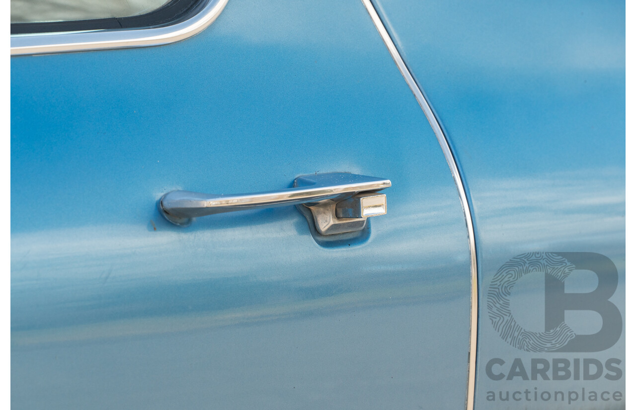 01/1975 Oldsmobile Ninety-Eight 98 Luxury 4d Sedan Specter Blue / White Vinyl V8 455ci V8 7.5L