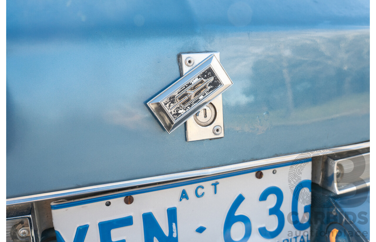 01/1975 Oldsmobile Ninety-Eight 98 Luxury 4d Sedan Specter Blue / White Vinyl V8 455ci V8 7.5L