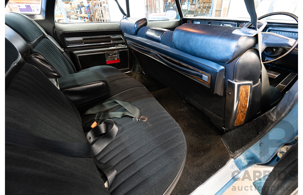 01/1975 Oldsmobile Ninety-Eight 98 Luxury 4d Sedan Specter Blue / White Vinyl V8 455ci V8 7.5L