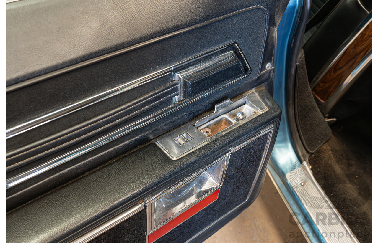 01/1975 Oldsmobile Ninety-Eight 98 Luxury 4d Sedan Specter Blue / White Vinyl V8 455ci V8 7.5L